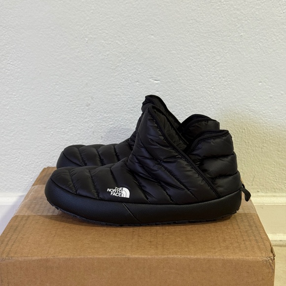 The North Face THERMOBALL Traction Booties main image 4